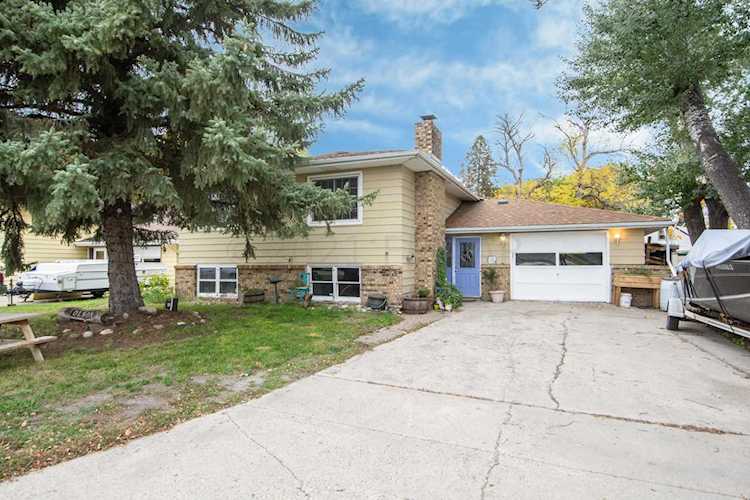 6 SE 2 Ave Dilworth, MN 56529