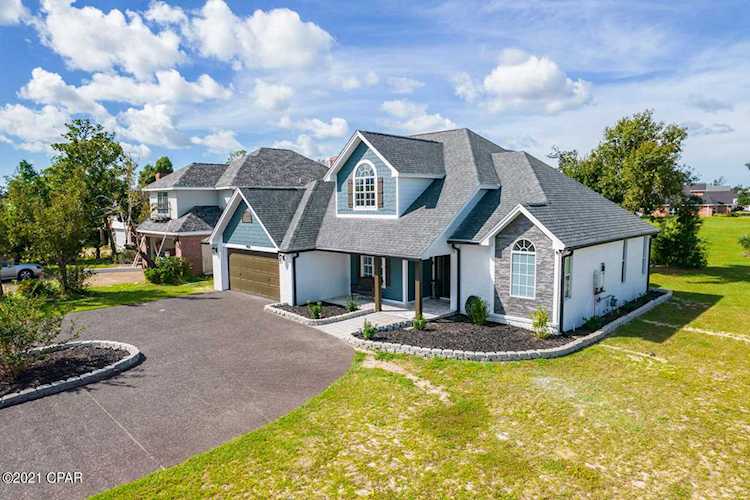 2403 Country Club Dr Lynn Haven, FL 32444