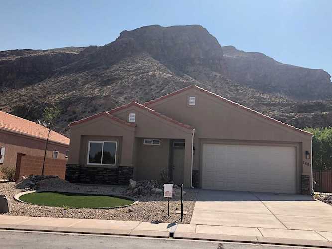 2453 S 630 W Hurricane, UT 84737
