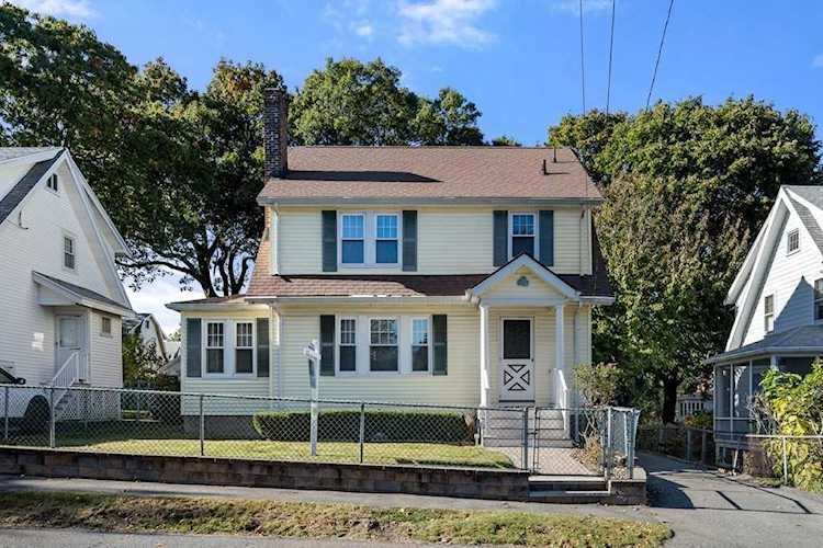 98 Emerson Rd Milton, MA 02186