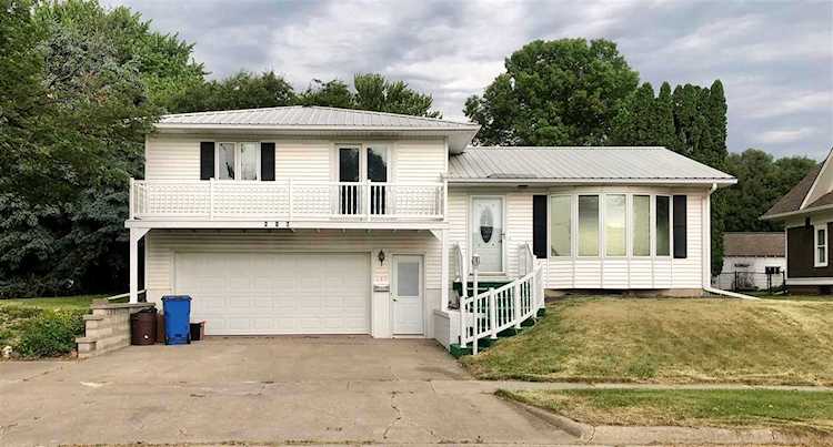 207 K Ave Grundy Center, IA 50638