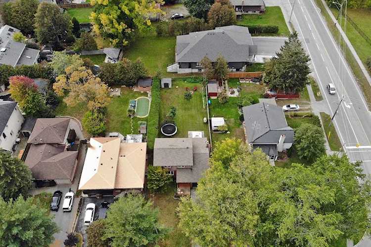 1994 Fairport Rd Pickering, ON L1V1T6