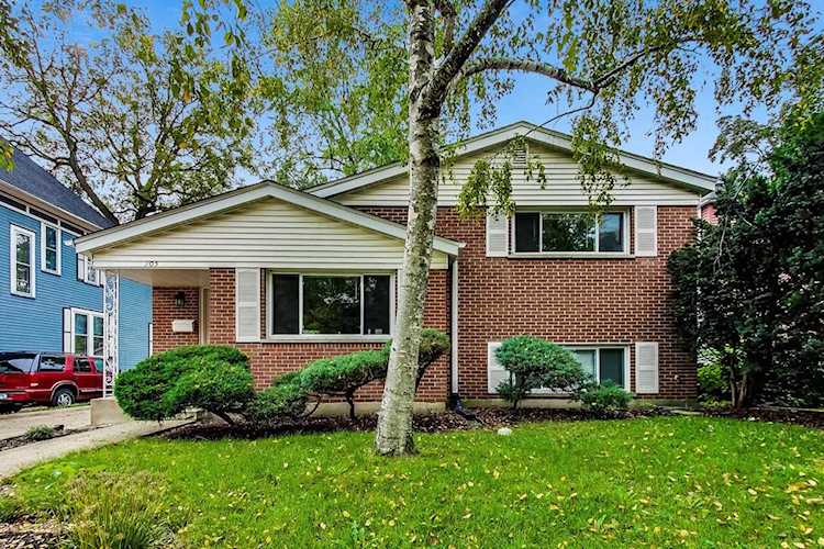 205 W Euclid Ave Arlington Heights, IL 60004