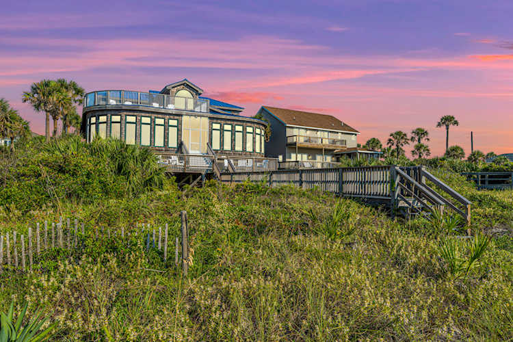309 W Ashley Ave Folly Beach, SC 29439