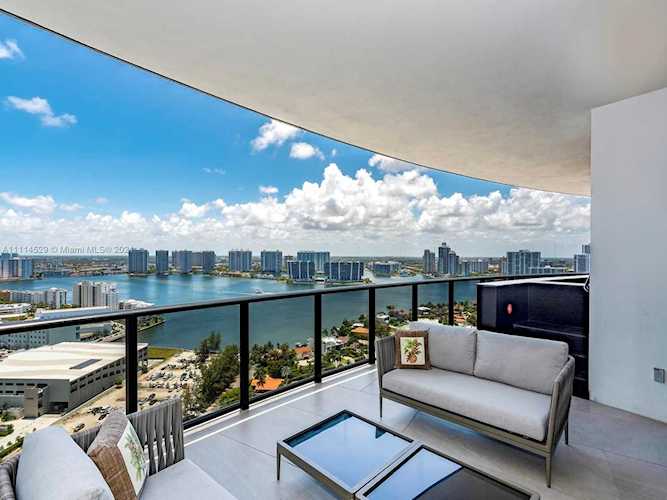 18555 Collins Ave #2503 Sunny Isles Beach, FL 33160