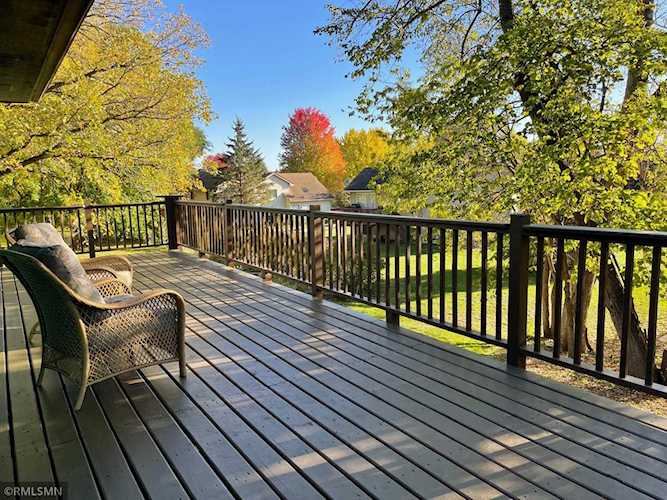 8760 Woodlawn Drive Rockford, MN 55373