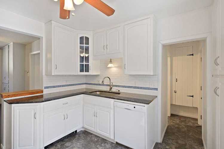 1842 Mckinley Street NE Minneapolis, MN 55418