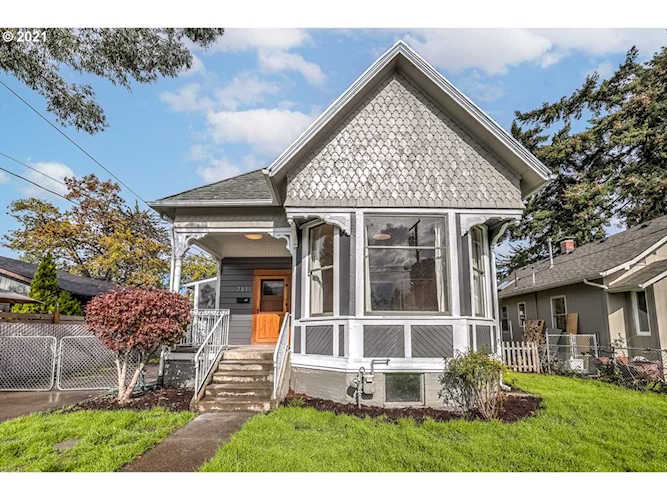 7811 SE Reedway St Portland, OR 97206 | MLS 21060699 Photo 1