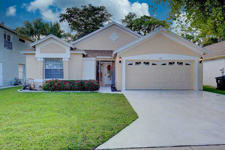 120 Paddock Lane Green Acres, FL 33413