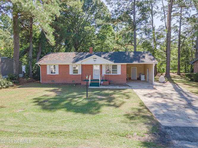 219 Huffham Street Chadbourn, NC 28431