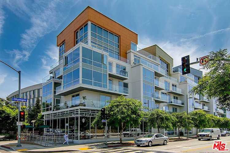 1705 Ocean Ave #101 Santa Monica, CA 90401