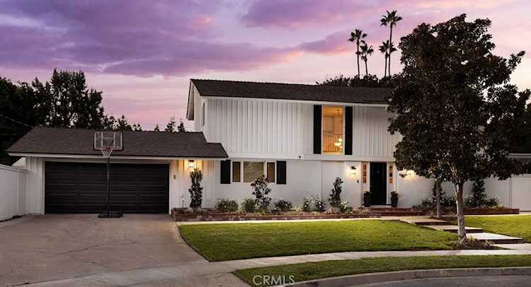 11141 Coventry Place North Tustin, CA 92705