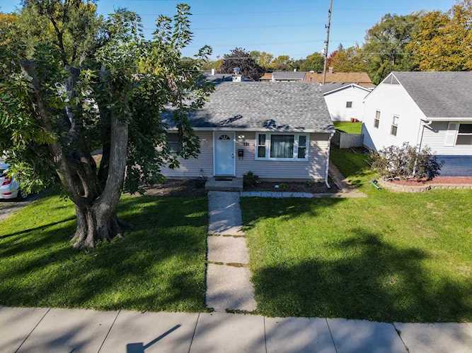 921 Plaza Dr Joliet, IL 60435