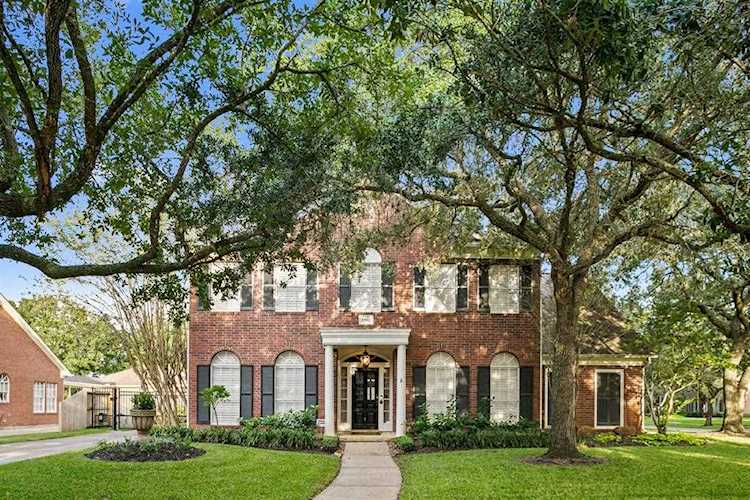 1502 Rosehill Ct Sugar Land, TX 77479