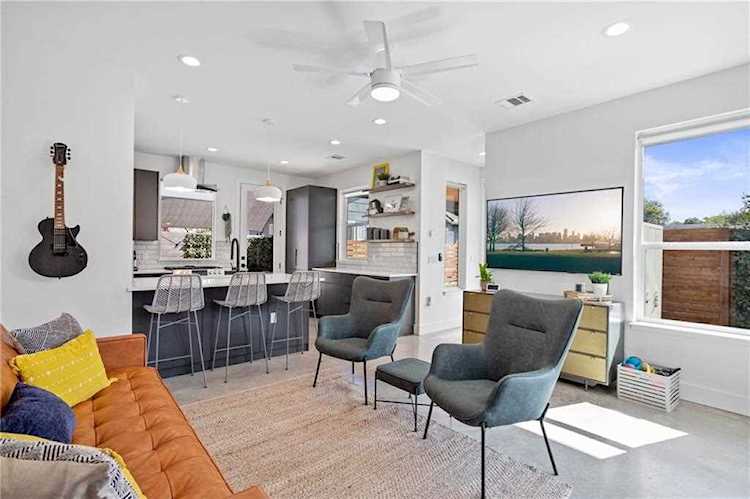 5200 Bruning ST #2 Austin, TX 78751