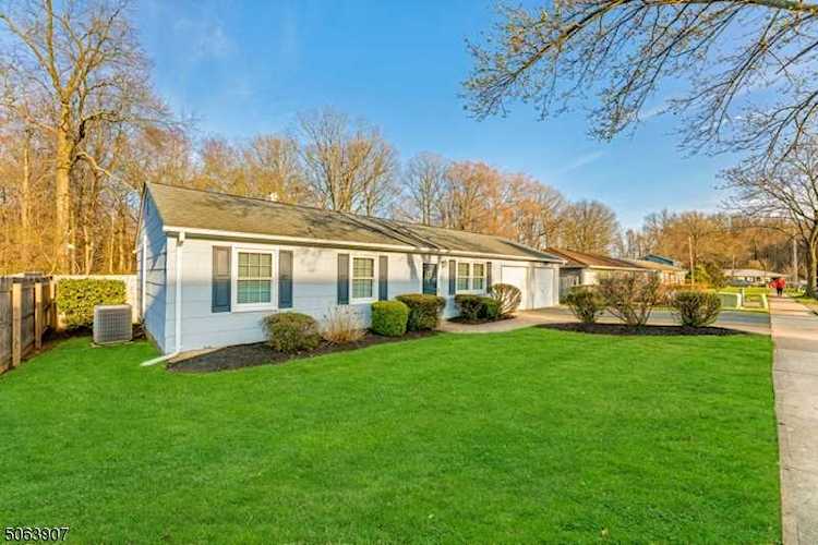28 Brandywine Cir Piscataway Twp., NJ 08854 | MLS 3705650 Photo 1
