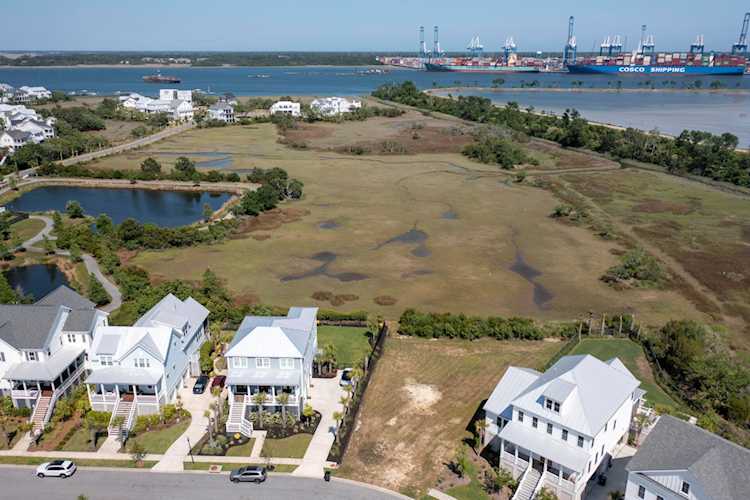 2526 Waverly St Charleston, SC 29492