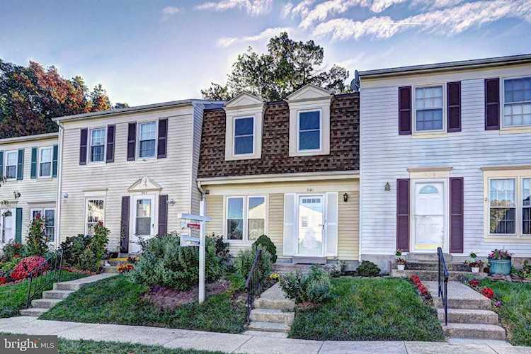 941 Holborn Ct #186 Sterling, VA 20164 | MLS VALO2010524 Photo 1