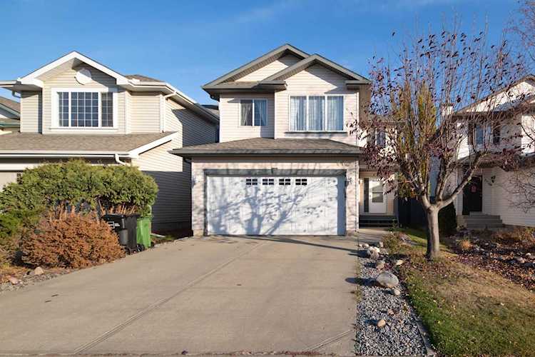 848 Barnes Link Edmonton, AB T6W 1G7