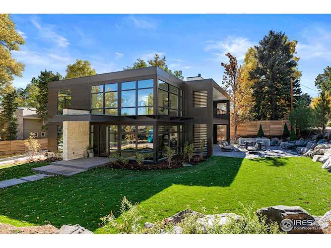 402 Juniper Ave Boulder, CO 80304