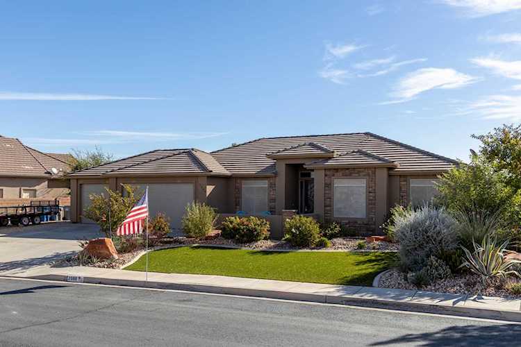 2999 Limestone DR St George, UT 84790