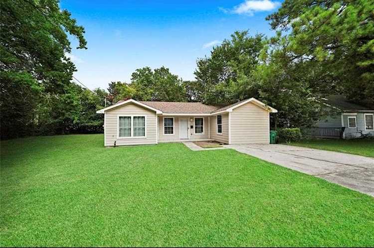 7011 Eastwood St Houston, TX 77021