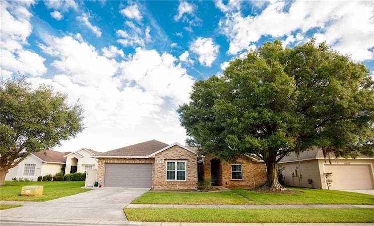 2421 Raven Croft Ct Orlando, FL 32837