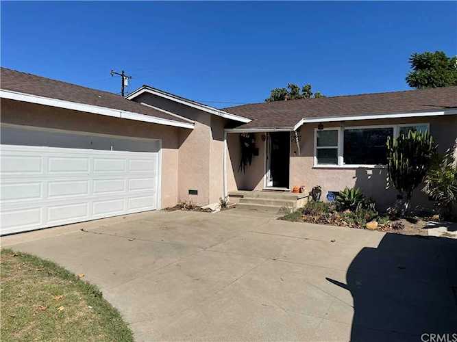521 S Townsend St Santa Ana, CA 92703 | MLS PW21229734 Photo 1