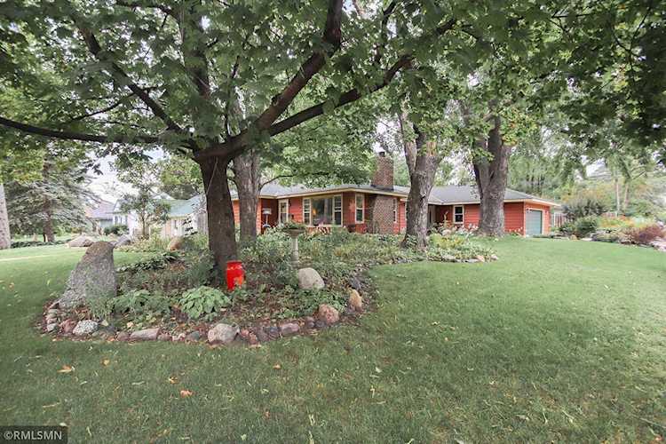 3900 Abbott Avenue N Robbinsdale, MN 55422