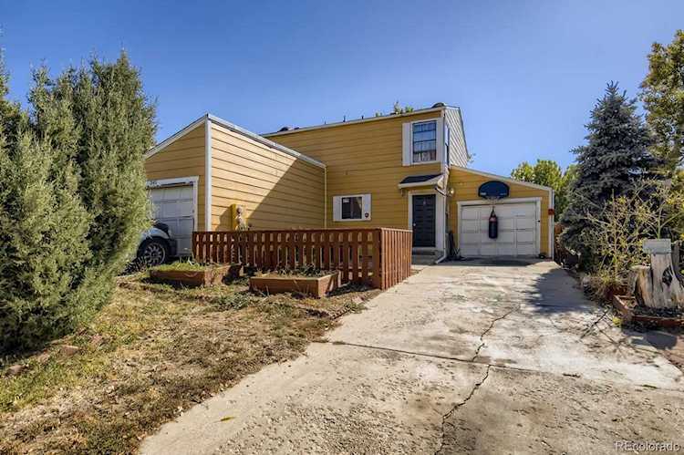 345 Columbine Place Longmont, CO 80501 | MLS 7451652 Photo 1