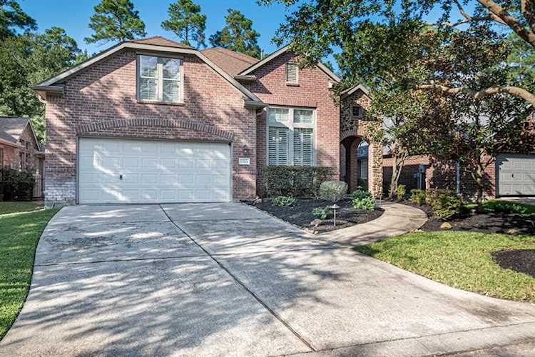 22104 Iron Knoll Dr Kingwood, TX 77339