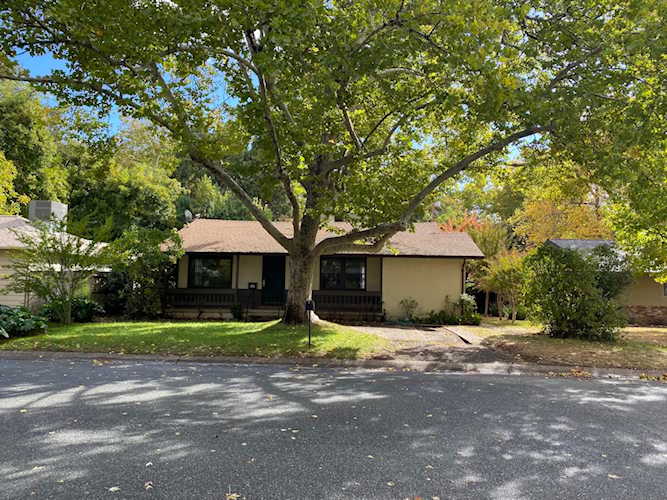 707 Coronado St Redding, CA 96003