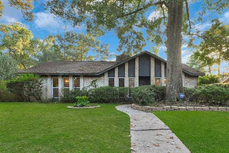 2182 River Village Dr Kingwood, TX 77339