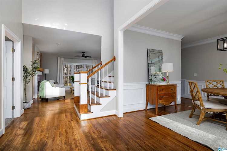 102 Cahaba Falls Lane Helena, AL 35080