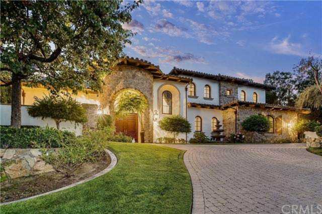 18350 Calle La Serra Rancho Santa Fe, CA 92091
