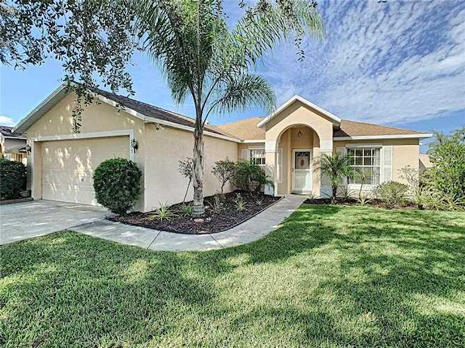 703 Sunridge Woods Blvd Davenport, FL 33837