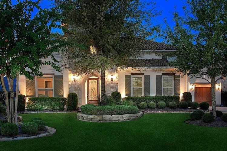 11 Hollyflower Place The Woodlands, TX 77375
