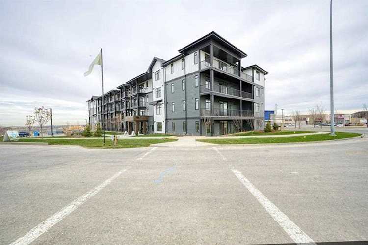 10 Sage Hill Walk NW #207 Calgary, AB T3R 1X9