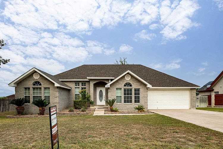 103 Saddle Blanket Del Rio, TX 78840