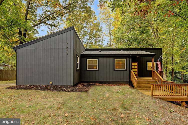 7225 Ridgeway Dr Manassas, VA 20112 | MLS® VAPW2010790 Photo 1