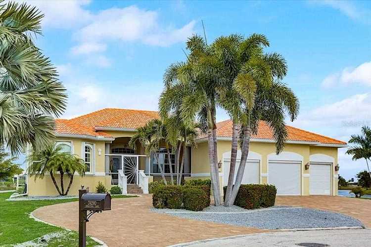 24290 Saragossa Ln Punta Gorda, FL 33955