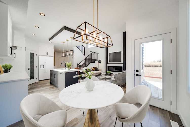 544 Stout Bend Leduc, AB T9E 0E6