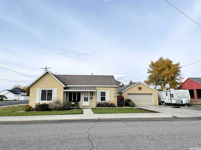 290 S 200 W Lehi, UT 84043