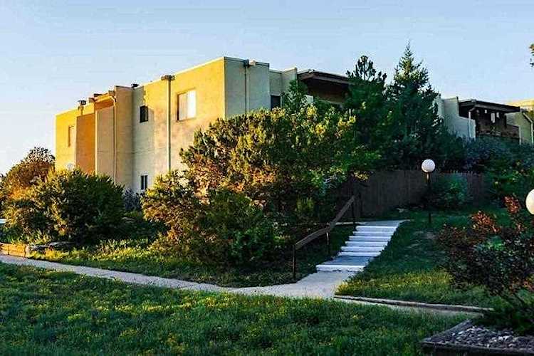 149 Calle Ojo Feliz Santa Fe, NM 87505