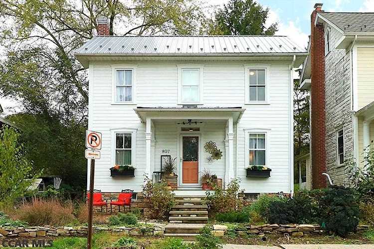 807 Pike Street Lemont, PA 16851 | MLS 73287 Photo 1