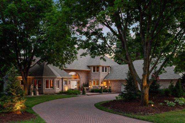 10425 Bluff Road Eden Prairie, MN 55347