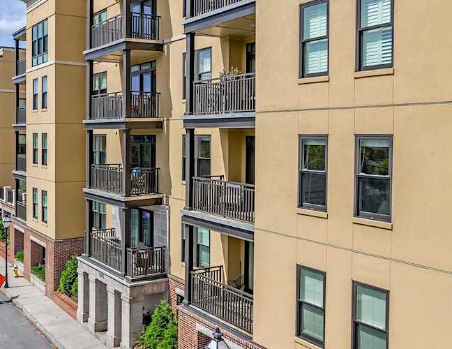 33 Calhoun St Charleston, SC 29401