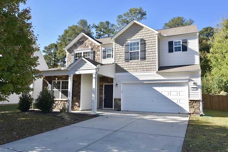 2517 Ladybank Lane Fuquay Varina, NC 27526