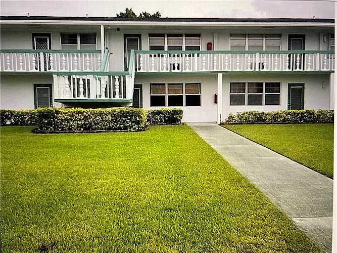 394 Tilford #394 Deerfield Beach, FL 33442