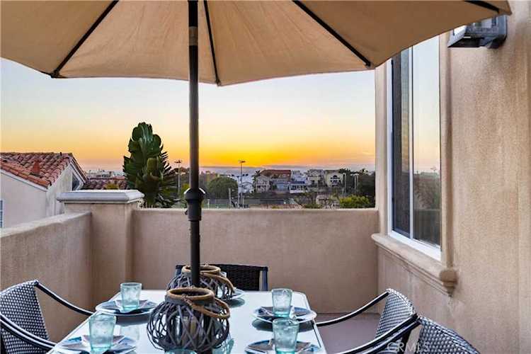 644 10th St, Hermosa Beach, CA 90254 | RubyHome Photo 1